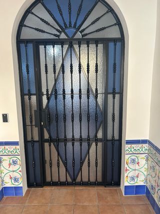 Aluminio, PVC y Cristal – Presupuestos gratuitos.