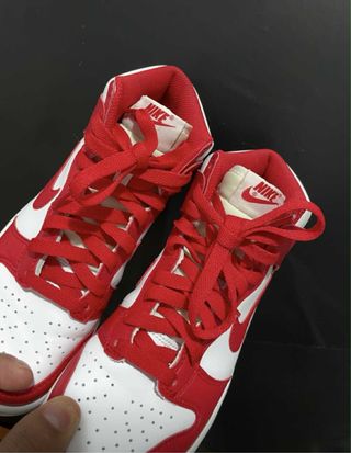 Zapatillas Nike Dunk High Rojas y Blancas