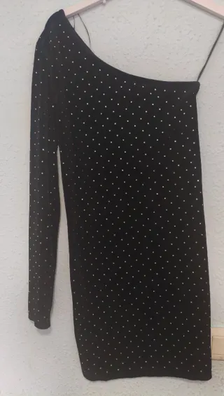 Vestido Mango terciopelo pedrería