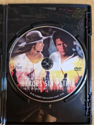 DVD Héroes sin Patria (Tom Berenger)