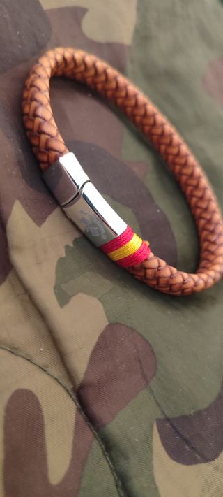 Pulsera trenzada cuero con cierre magnético