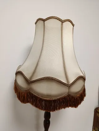 Lámpara de pie vintage tela y madera