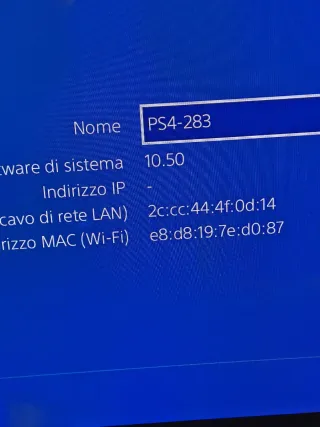 PlayStation 4 Slim Nera