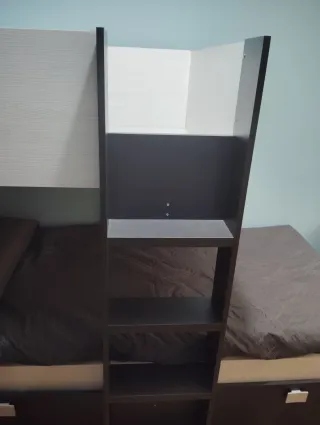 Litera tren gris y blanca