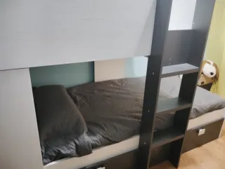 Litera tren gris y blanca