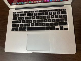 MacBook Air Intel Core i5