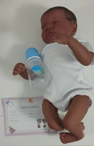 Bebé Reborn Realista con Biberón y Certificado