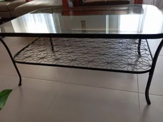 Mesa de centro cristal y metal negra