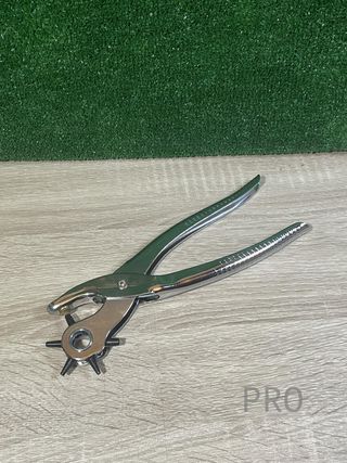 Juego de perforadora de cuero Amazon Basics