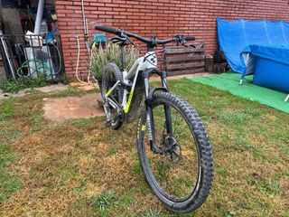 Cube Stereo Hybrid 140