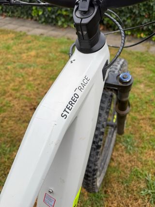 Cube Stereo Hybrid 140