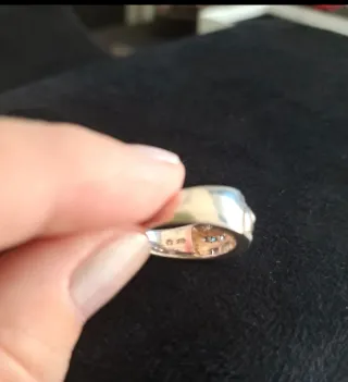 Anillo de plata con circonitas