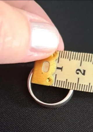 Anillo de plata con circonitas