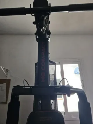 Máquina Multifunción Gym Compacta