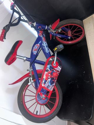 Bicicleta infantil Spiderman