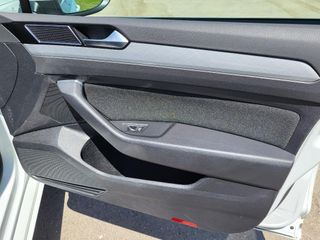 Volkswagen Passat 2021