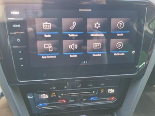 Volkswagen Passat 2021