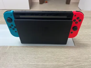 Nintendo Switch Azul y Rojo