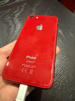 iPhone 8 256GB Rojo
