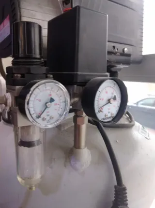 Compresor Dental Eurocompress GMS 100