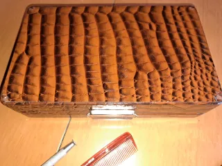 Estuche Colec. Afeitado Hombre piel reptil.