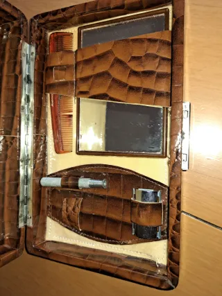 Estuche Colec. Afeitado Hombre piel reptil.