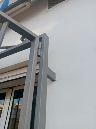 Rejas de puerta en perfecto estado