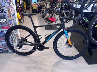 Bici gravel BMC Kaius 01 two 2024