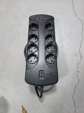 Regleta 8 enchufes + 4 USB AUDIOPLUS