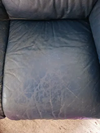 Divano 2 posti in pelle blu Chateau Daux