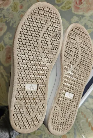 Zapatillas Blancas con Detalles Marrones