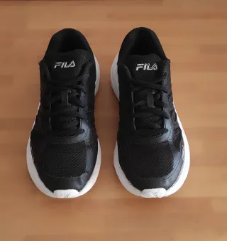 Zapatillas Fila Negras