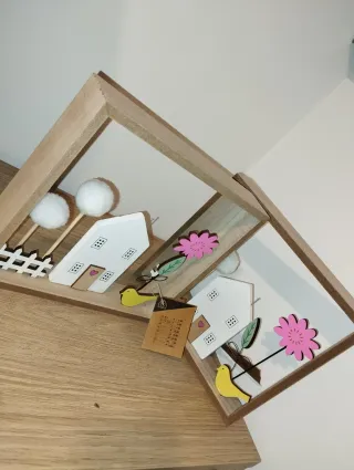 Decorazione giardino case fiori uccelli