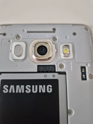 Samsung Galaxy J5 (2016) Dorato