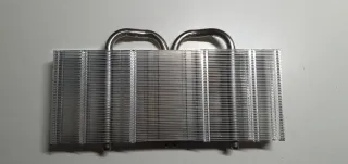 ASUS Dual RTX 2060S EVO V2: Ventole e dissipatore.