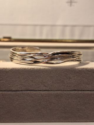 Pulsera Plata Diseño Entrelazado