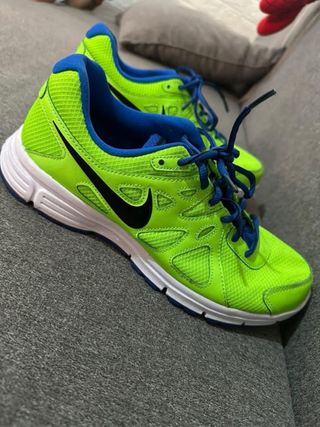 Zapatillas Nike Verdes y Azules