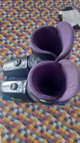 Botas de esquí Raichle negras y moradas