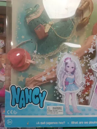 Nancy Cantante, Princesa y Patinadora con Accesori