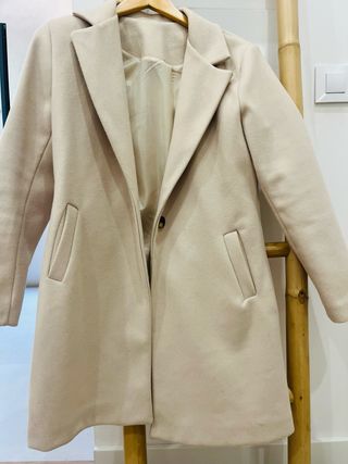 Abrigo beige mujer