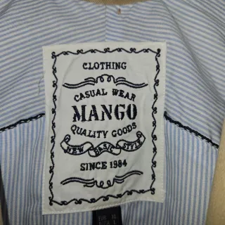 Gabardina beige capucha T.XL forro rayas