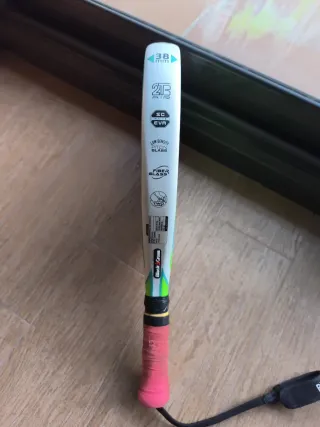 Pala Pádel Black Crown Hurricane