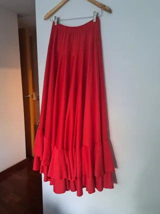 Falda flamenca roja volantes