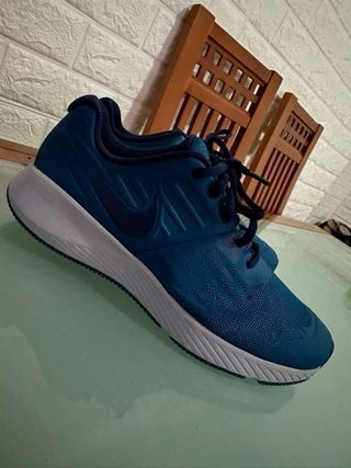 Zapatillas Nike Azul Marino y Turquesa