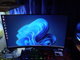 Monitor MSI Curvo 165Hz HDR