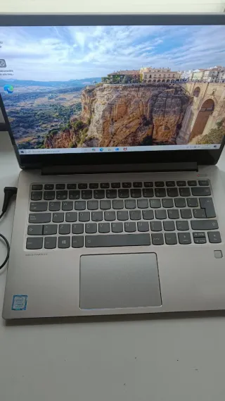 Lenovo IdeaPad 530s-14 (Intel Core I5)