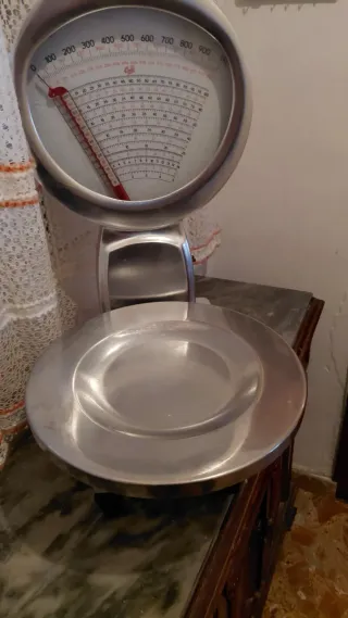 Báscula Celis antigua