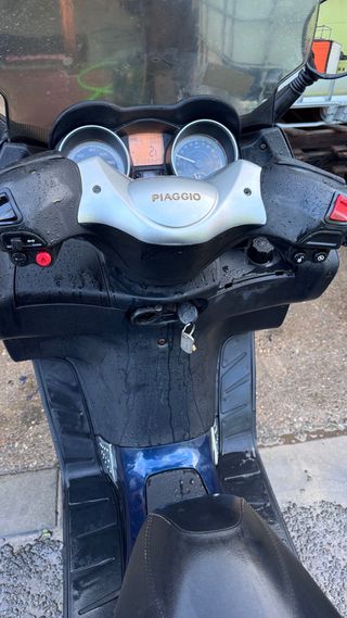 Piaggio Xevo 125 Azul