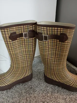 BOTAS AGUA ZARA T.37