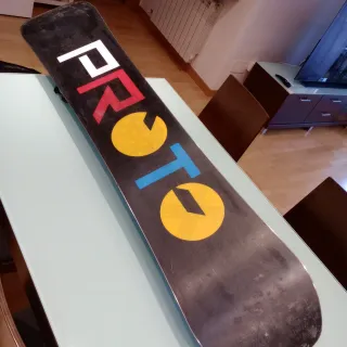 Tabla de Snowboard con Fijaciones